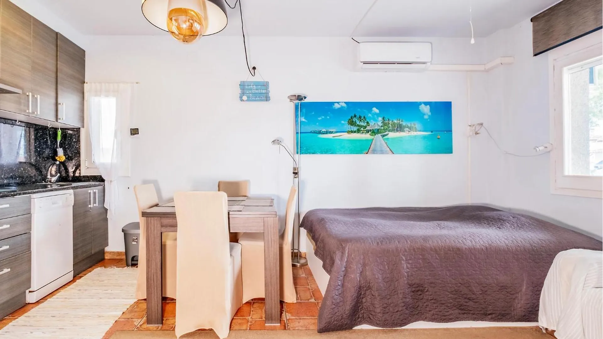 1 Bedroom Pet Friendly Apartment In Empuriabrava Spain